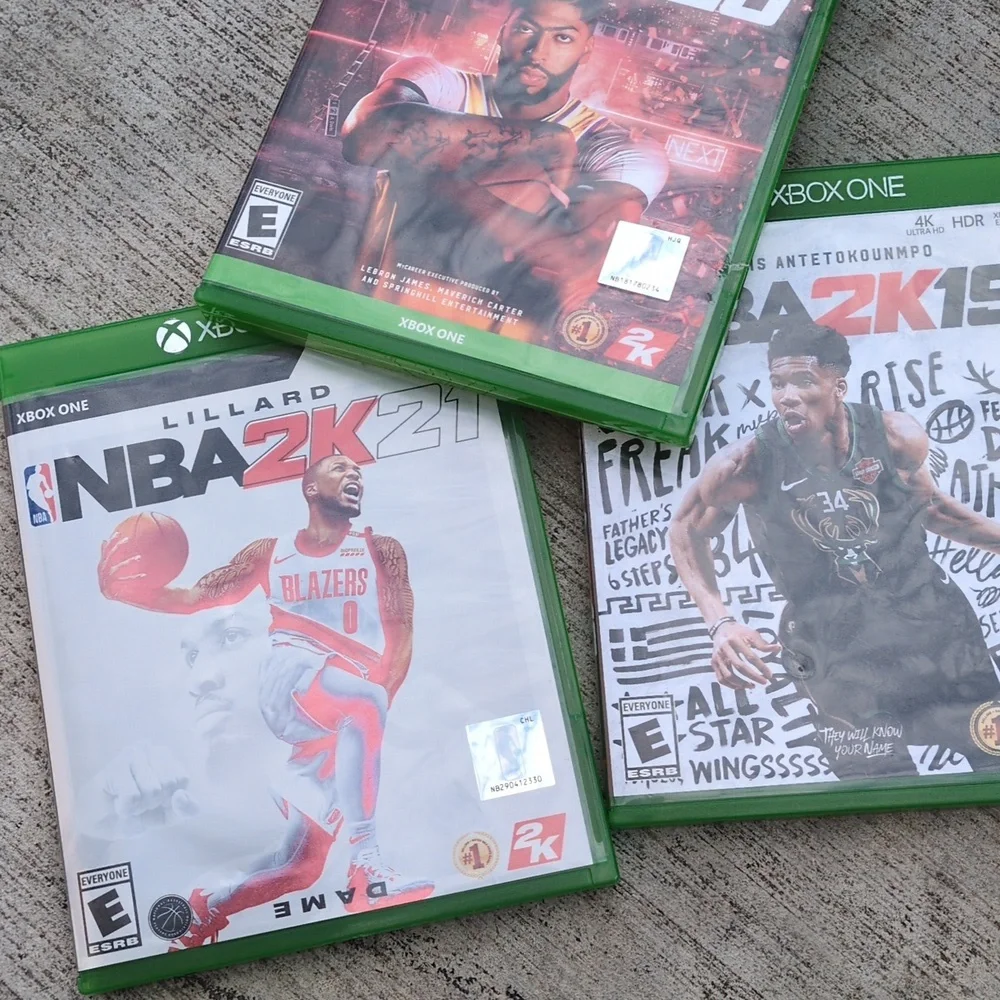 Xbox One NBA2K Video Game‎ Bundle